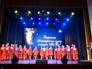 Музика, яка зцілює: у Запорізькій філармонії сезон закрили грандіозним концертом