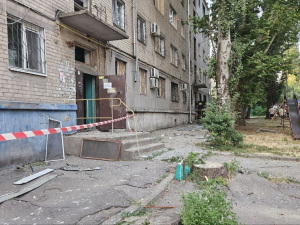 Екологи підраховують збитки: після атаки на Запоріжжя забруднено сотні квадратних метрів ґрунту (фото) 