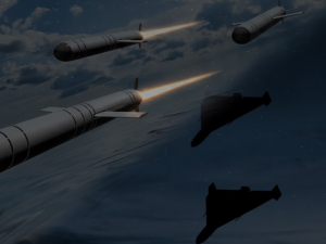 У Запоріжжі в ніч на 30 жовтня під час ракетно-дронової атаки постраждала будівля митниці (фото)