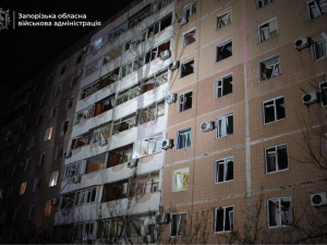 Росіяни вдарили по двох районах Запоріжжя: є постраждалі, пошкоджені десятки будинків (фото)