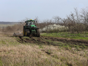 Смертельна трагедія на агропідприємстві – у Запорізькому районі суд призначив покарання водію навантажувача