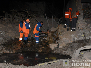 Поцілили по житлових будинках та кінному клубу - вночі росіяни завдали три авіаудари по Запоріжжю