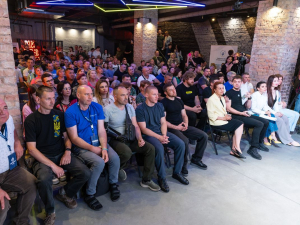 Квартири для захисників та багато пропозицій роботи й освіти – у Запоріжжі вперше відбувся ярмарок вакансій для ветеранів 