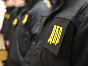 Возив дезертирів та ухилянтів — біля кордону з Молдовою затримали правоохоронця із Запоріжжя (фото)