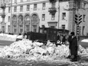 Шведська погода: запоріжці XX століття дивують нас своїми зимовими справами
