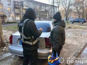 Називалась представницею гуманітарної організації та обкрадала пенсіонерів - як у Запоріжжі затримали шахрайку з Харкова