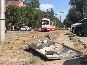 Наслідки однієї з ворожих атак по Запоріжжю, фото ЗОВА