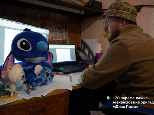 Пройшов пекло боїв на Донеччині та під Запоріжжям - піхотинець з мултяшним талісманом воює на фронті (фото)