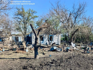 Росіяни двічі вдарили КАБами по селу у Запорізькій області – є поранені