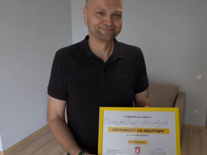 Після полону — новий дім: захисник Маріуполя Микола Синькевич отримав квартиру