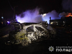 Згоріли заживо - в Запоріжжі у п'яти автівках виявили тіла загиблих людей (фото)