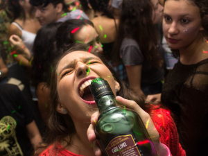 Реанімація та отруєння на свята: у Запоріжжі троє неповнолітніх опинилися в лікарнях через алкоголь