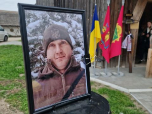 Мама вірила до останнього - у Запоріжжі попрощалися з 37-річним героєм Олександром Дороховим
