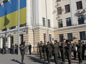 У центрі Запоріжжя зіграв військовий оркестр - відео