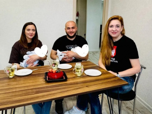 Родинне гніздечко: захисник Маріуполя Олексій Скляров отримав власну квартиру від «Серця Азовсталі»