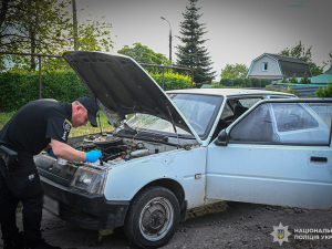 Захотілося розваг - вночі у Запоріжжі неповнолітні студенти викрали машини (фото)