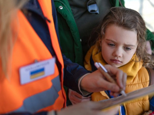 З прифронтових районів Запорізької області будуть примусово евакуювати дітей - що відомо