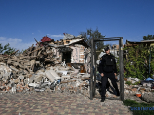 Малокатеринівка під обстрілами -  життя серед дронів, КАБів та постійної загрози (фото)