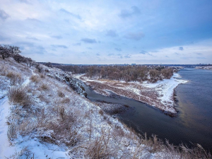Мокрий сніг і ожеледиця – що готує запоріжцям погода на вихідні 13 та 14 грудня