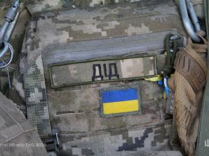 "Головне - життя побратимів" - сержант з Енергодара про війну, родину та пса, який рятував життя