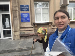 Бабуся, яка вчить не здаватися - пані Ганна з Павлівки почала нове життя у Запоріжжі після втрати дому