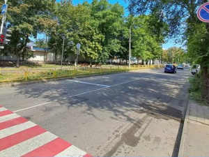 Нові знаки - у Запоріжжі заборонили паркування на двох відомих ділянках