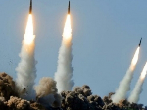 Росіяни вдарили ракетами С-300 по Запоріжжю: почалася пожежа