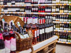 У Запорізькій області запровадили зміни у торгівлі алкогольними напоями - що треба знати