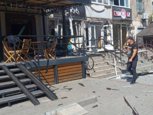 Атака безпілотника на Запоріжжя -  поранено трьох людей - доповнено (фото)