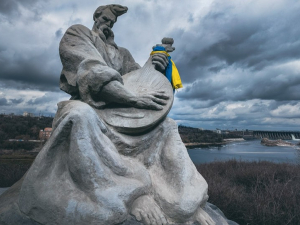 Скульптура «Козак-бандурист» на Хортиці. Фото: Євгеній Вік