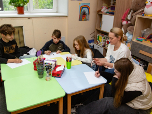 Живе спілкування, нові друзі та творчість — у Запоріжжі запрацював «Клуб успішних підлітків»