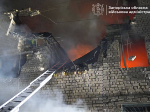 У Запоріжжі внаслідок нічної атаки російських дронів постраждало майже три десятки людей, серед них дитина - подробиці (фото, відео)