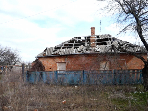 "Впевнені, що місто вистоїть" - як живуть люди у прифронтовому Оріхові (відео)