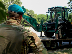 Метінвест передав морським піхотинцям техніки на три мільйони гривень