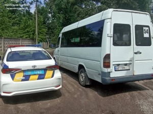 Запорізькі поліцейські знайшли водія маршрутки, який грубо порушив правила - подробиці