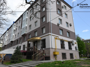 На фінальній стадії - як просувається відбудова однієї з багатоповерхівок в центрі Запоріжжя (фото)