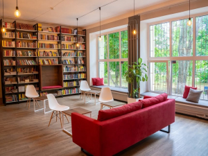 Тиждень подій у бібліотеках Запоріжжя: мовні курси, дитячі студії та майстер-класи