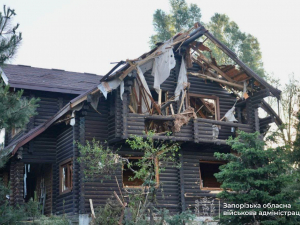 Будував своїми руками понад десять років - мешканець Запоріжжя втратив будинок внаслідок атаки дронів (відео)