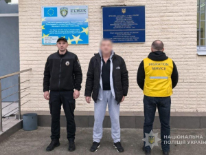Виписали штраф і видворили: нелегал з країни Західної Азії незаконно проживав у Запорізькій області 