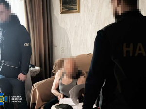 Розкрадали мільйони на бронезахисті для танків - у Запоріжжі викрили керівництво оборонного заводу