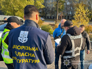 Права без нервів - у Запоріжжі спіймали інструктора, який торгував іспитами