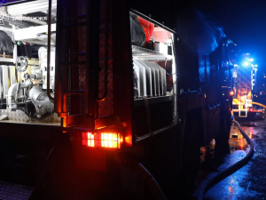 Пожежа у Запоріжжі: в одному з районів міста загорівся торгівельний кіоск (фото)