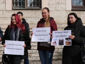 "Зрушили з мертвої точки" - у Запоріжжі відбулося судове засідання у справі про загибель восьмирічної дівчинки