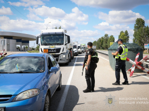Викриття на колесах - поліція Запоріжжя виявила сотні викрадених авто та тисячі розшукуваних на блокпостах