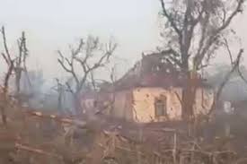 Зруйновані хати та мертві окупанти: як виглядає звільнене село на Бердянському напрямку - відео