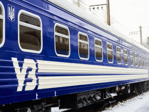 Через атаки та безпілотники - Укрзалізниця тимчасово обмежила рух між Запоріжжям та Дніпром