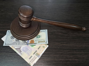 Вирок за російську ліцензію: у Запоріжжі засудили бердянську "валютницю"