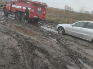 У Запорізькій області через зливи розмило "Дорогу життя", якою люди виїжджали з окупації - відео