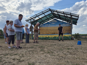 Ретрит для ветеранів - захисники та їхні родини пройшли фізичну й арттерапевтичну реабілітацію під Запоріжжям