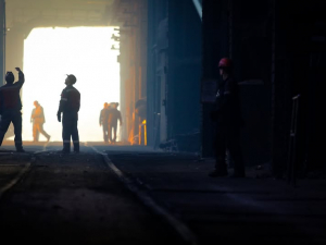 Масштабний блекаут зупинив металургійний комбінат: фахівці "Запоріжсталі" запобігли аварії, що могла статись внаслідок раптового знеструмлення